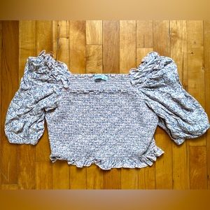 Arizona Jean Co Puffy Blue Quarter-sleeved crop top- Size L